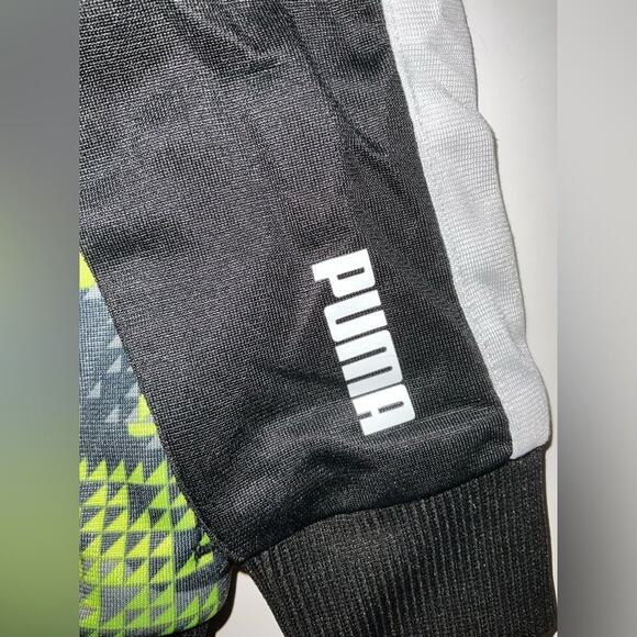 Puma Green And Black And Gray Two-Piece Tracksuit Size 12 months - Picture 8 of 10
